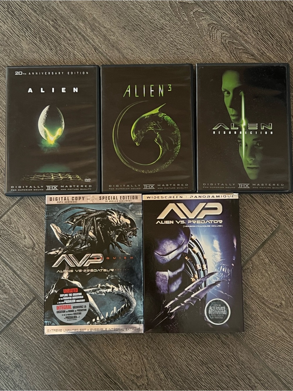Alien DVD Lot of 5 AVP Alien 3 Resurrection Requiem Sci Fi Horror Collection